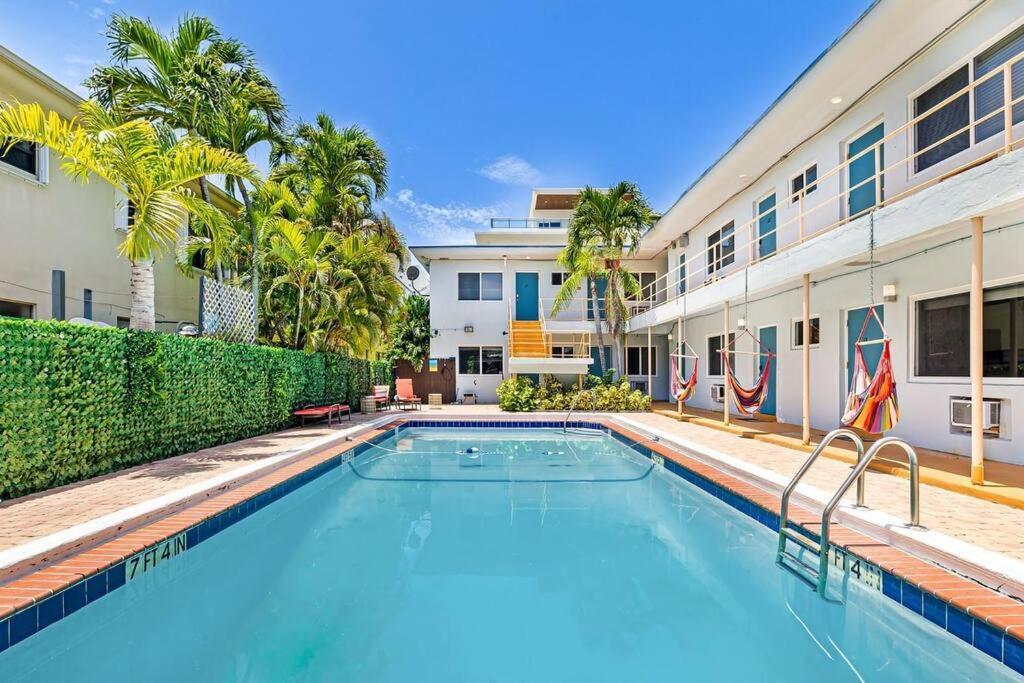 Hollywood Beach, Steps To The Beach, Pool Екстер'єр фото
